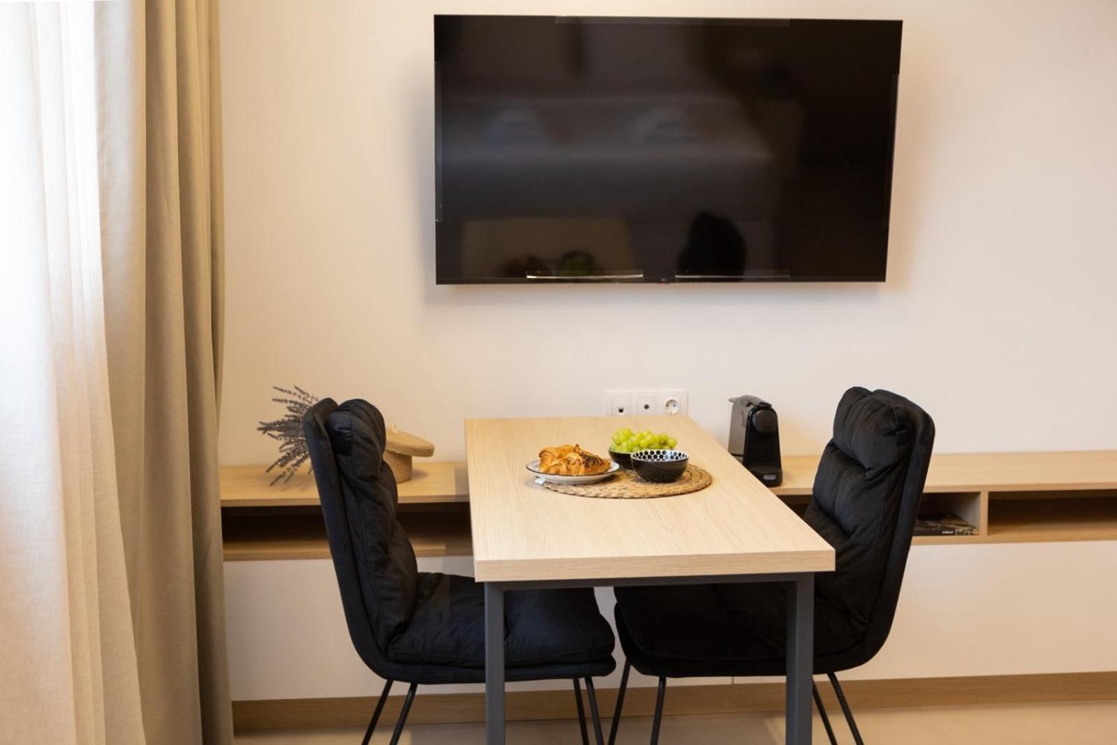 Eria Apartment *